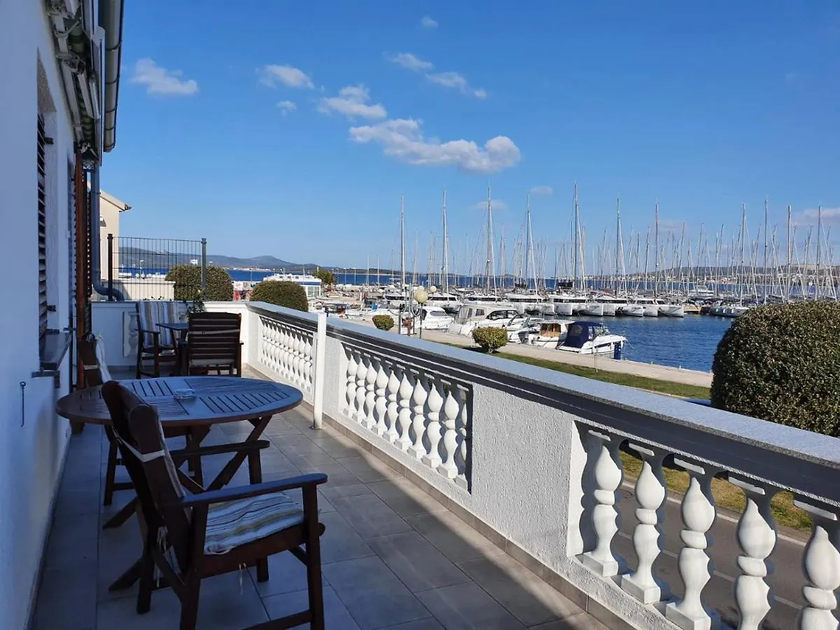 Room Novakovic Biograd Na Moru Croatia